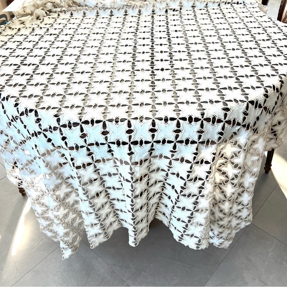 Exquisite Vintage Handmade Crochet Star Shaped Linen Bedspread Throw Table Cover - Picture 5 of 16